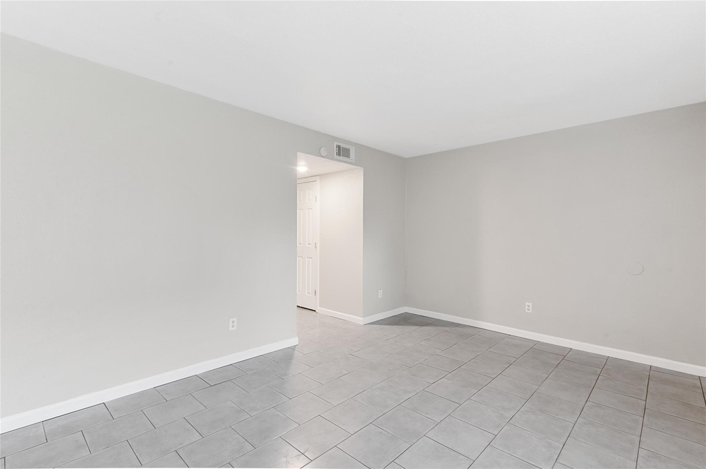1701 Upland Drive - Photo 9