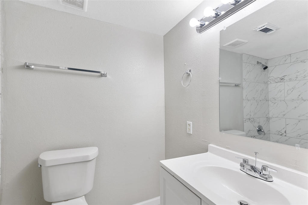 1701 Upland Drive - Photo 13