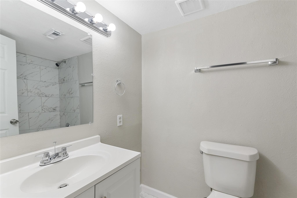 1701 Upland Drive - Photo 14