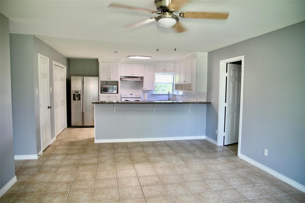 529 E Shore Drive - Photo 15