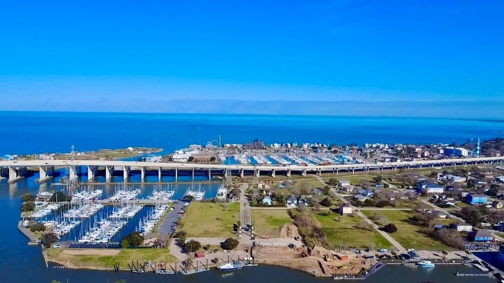 529 E Shore Drive - Photo 23