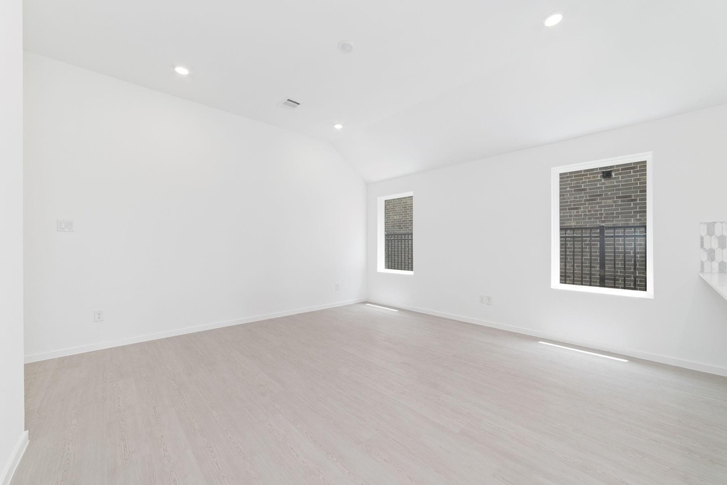 27619 Seascape Village Drive - Photo 10