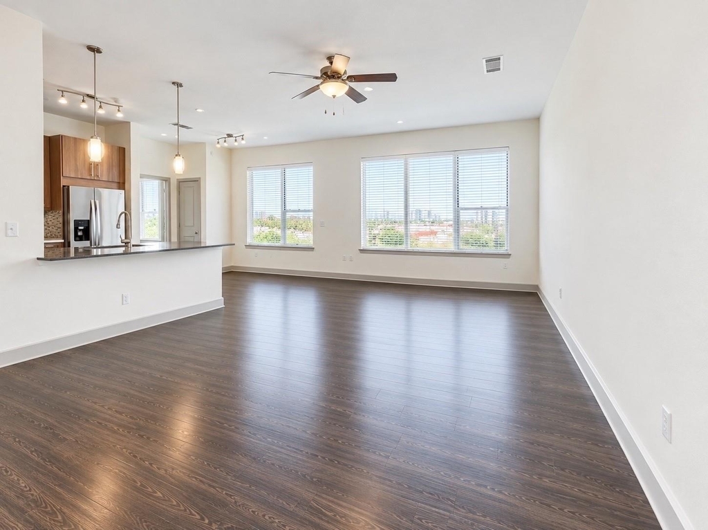 2111 Westheimer Rd Road - Photo 1