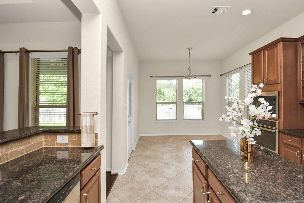 1122 Boxwood Place - Photo 26