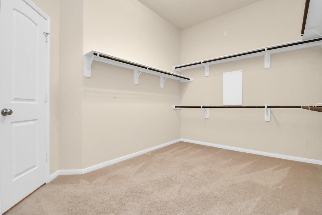 1122 Boxwood Place - Photo 39