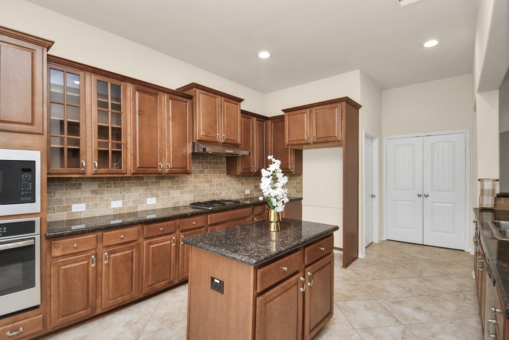 1122 Boxwood Place - Photo 27