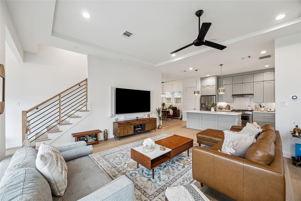 2012 Welch Street - Photo 3