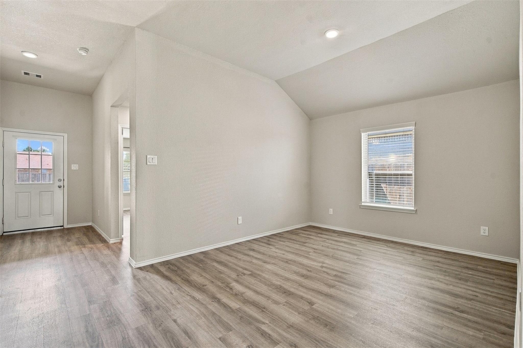 519 High Holly Circle - Photo 8