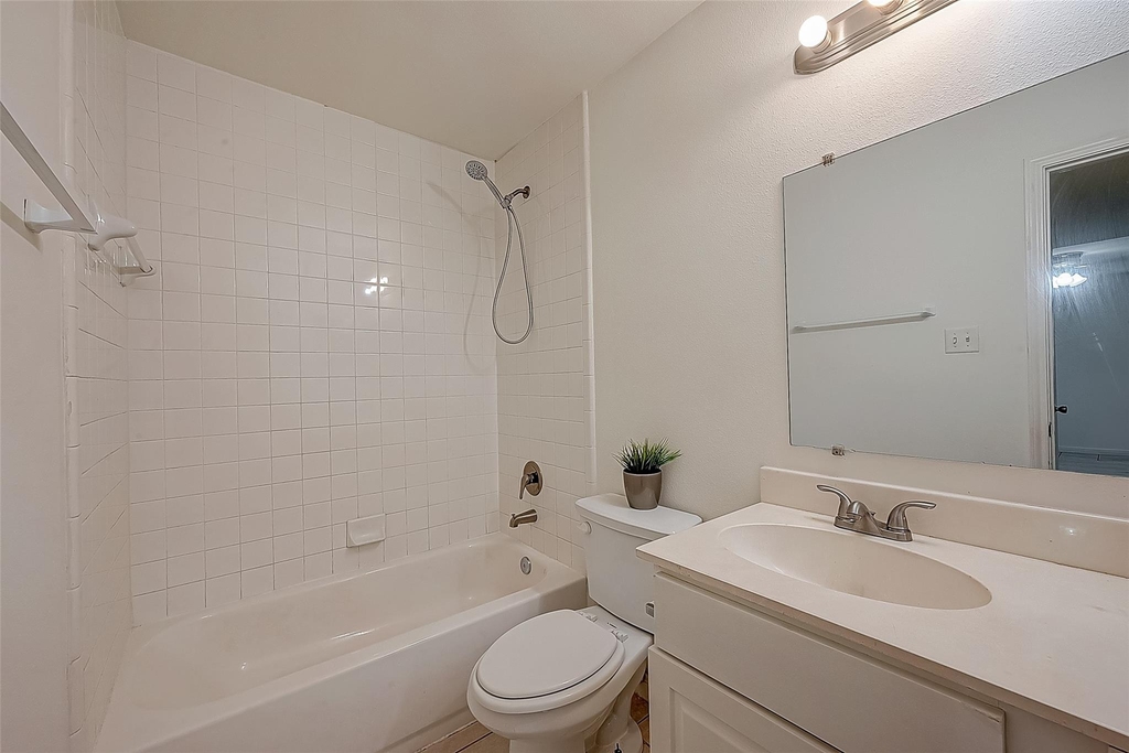 8201 Richmond Avenue - Photo 26