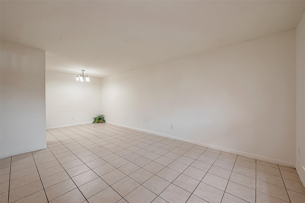 8201 Richmond Avenue - Photo 8