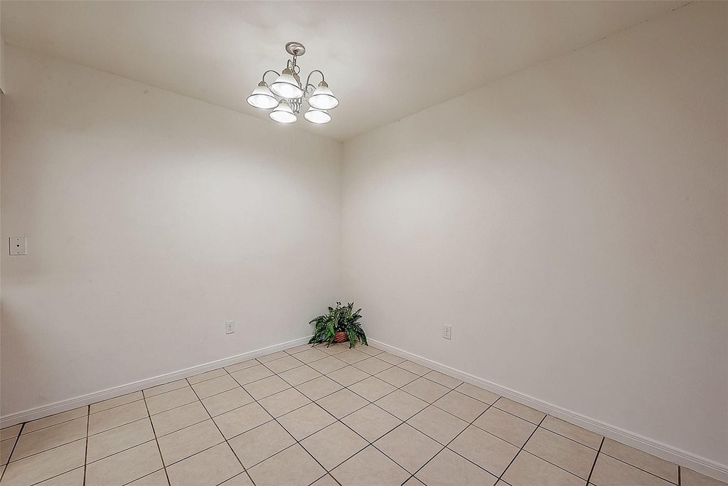 8201 Richmond Avenue - Photo 10