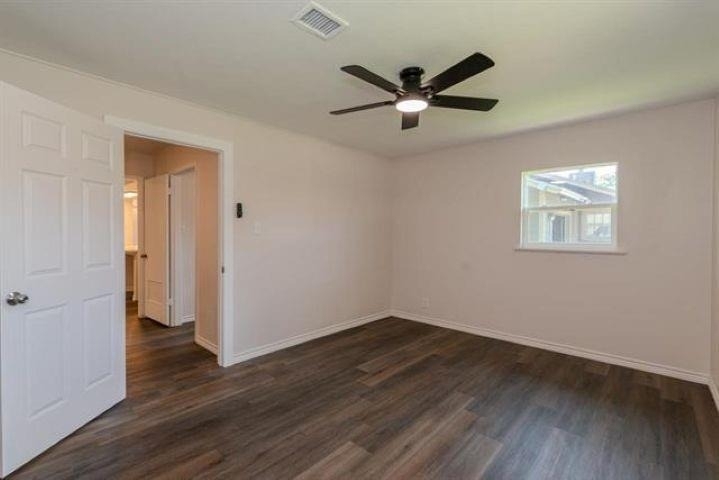 3825 Buckingham Row - Photo 11
