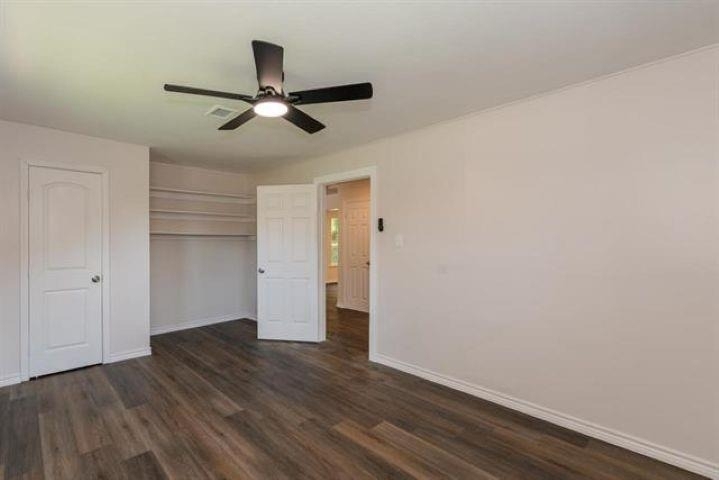 3825 Buckingham Row - Photo 12