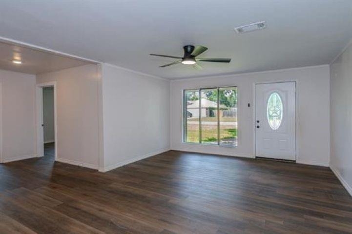 3825 Buckingham Row - Photo 1