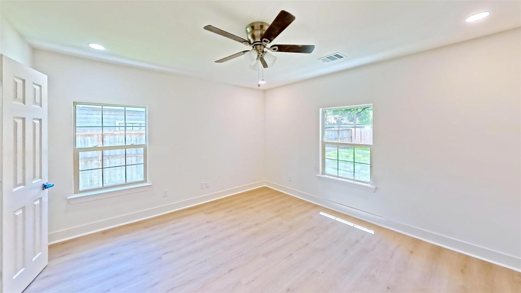 2740 Cos Street - Photo 14