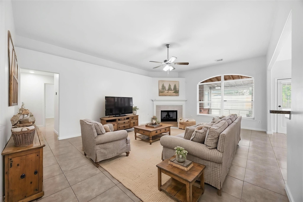 7606 Brighton Knolls Lane - Photo 10