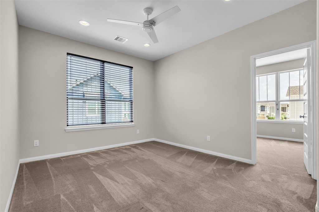 10004 Steeple Farms Drive - Photo 16