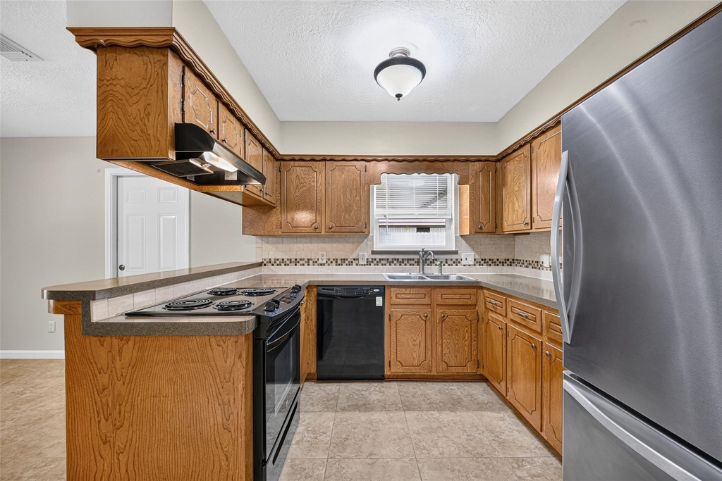 4807 Fairdale Street - Photo 10