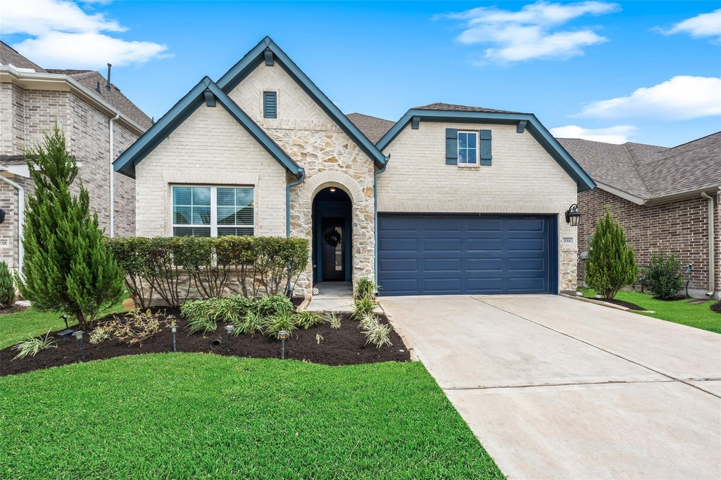 234 Amaranth Way - Photo 0