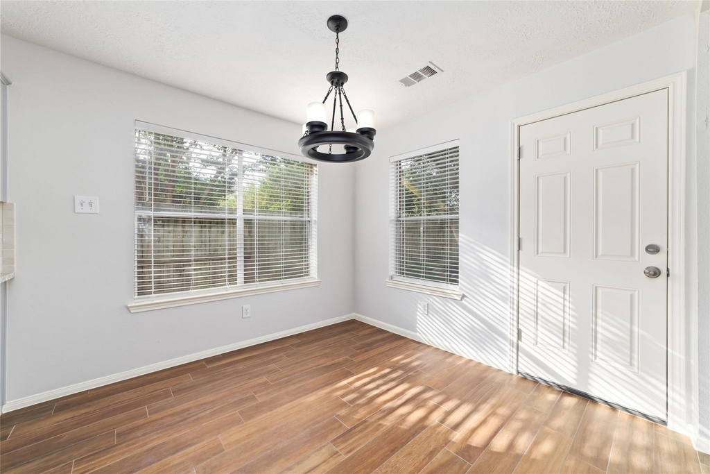18307 Cobblestone Drive - Photo 19