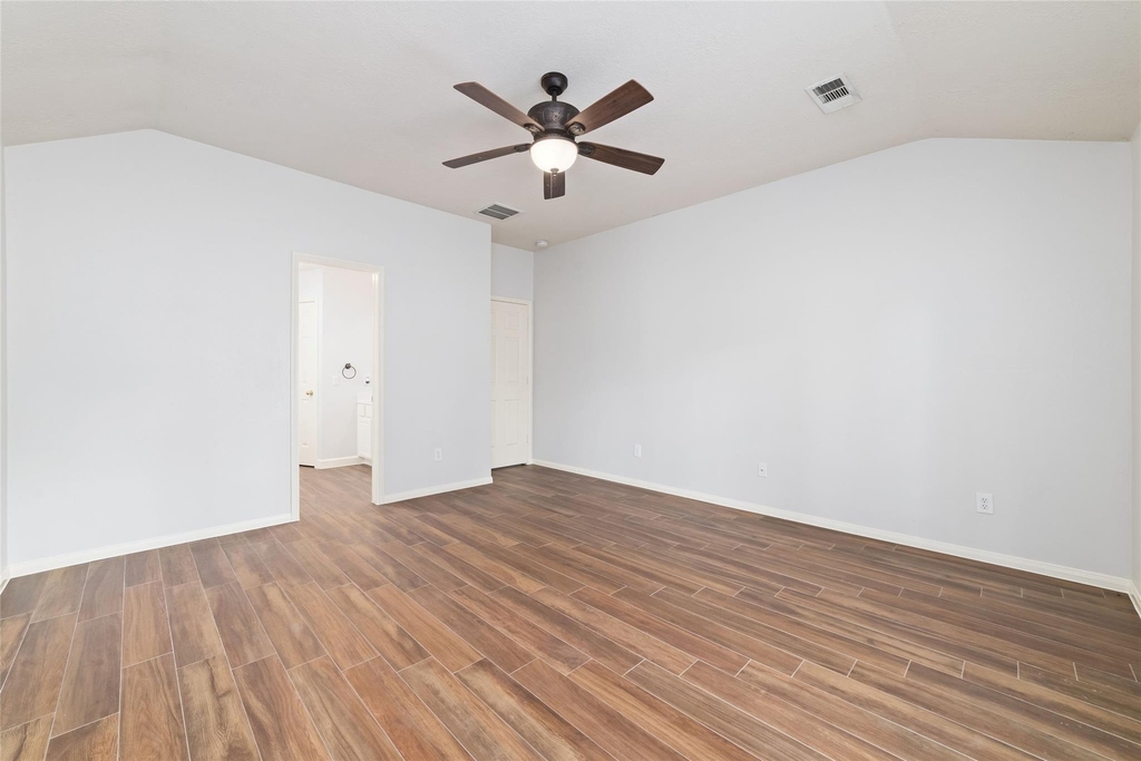 18307 Cobblestone Drive - Photo 21