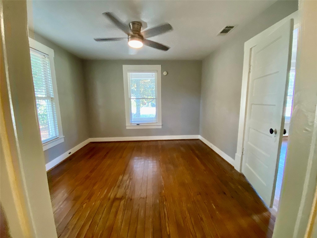 1230 Ashland Street - Photo 5