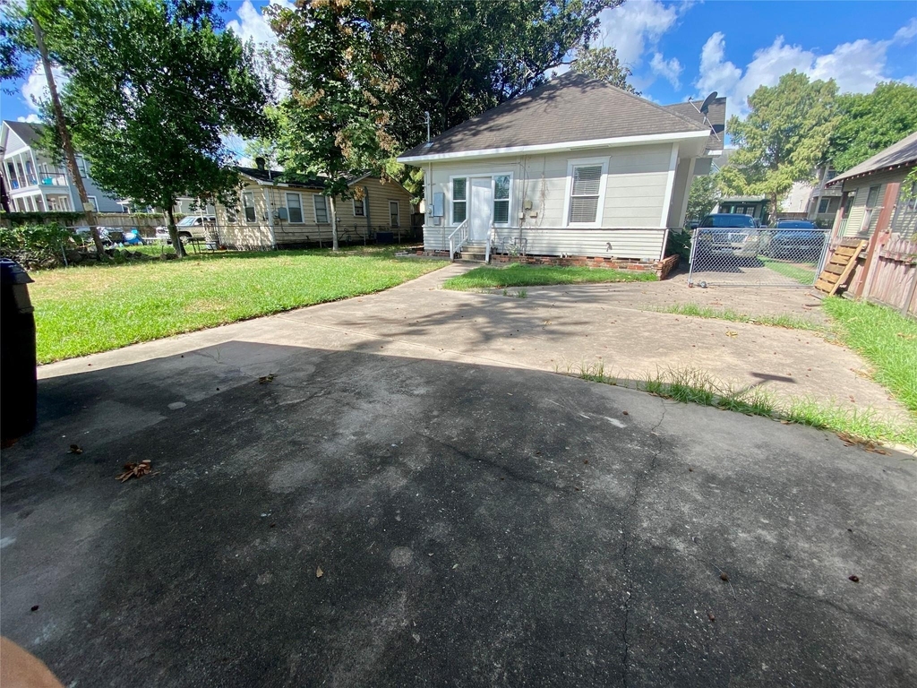 1230 Ashland Street - Photo 8
