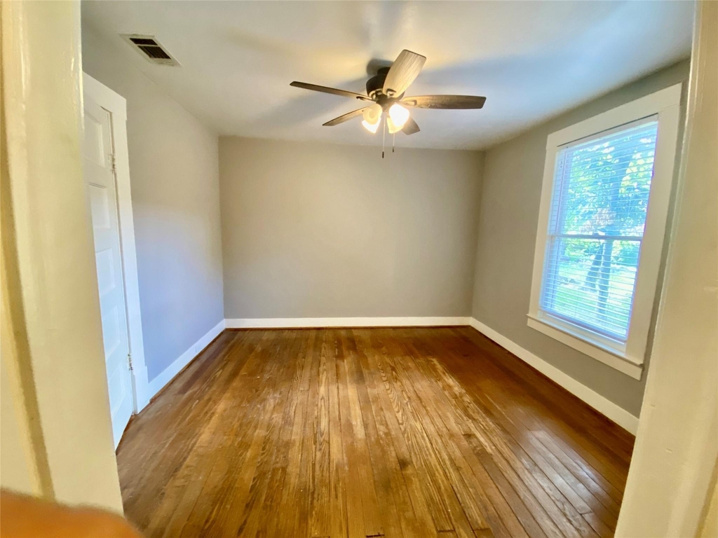 1230 Ashland Street - Photo 6