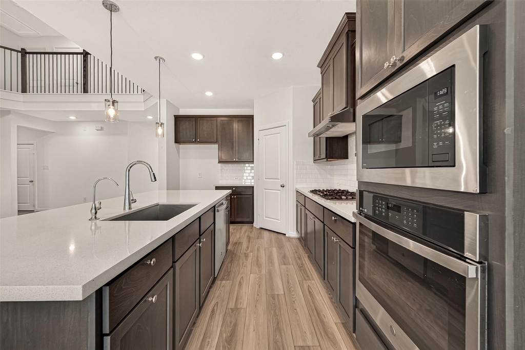 21806 Wycombe Terrace Way - Photo 13