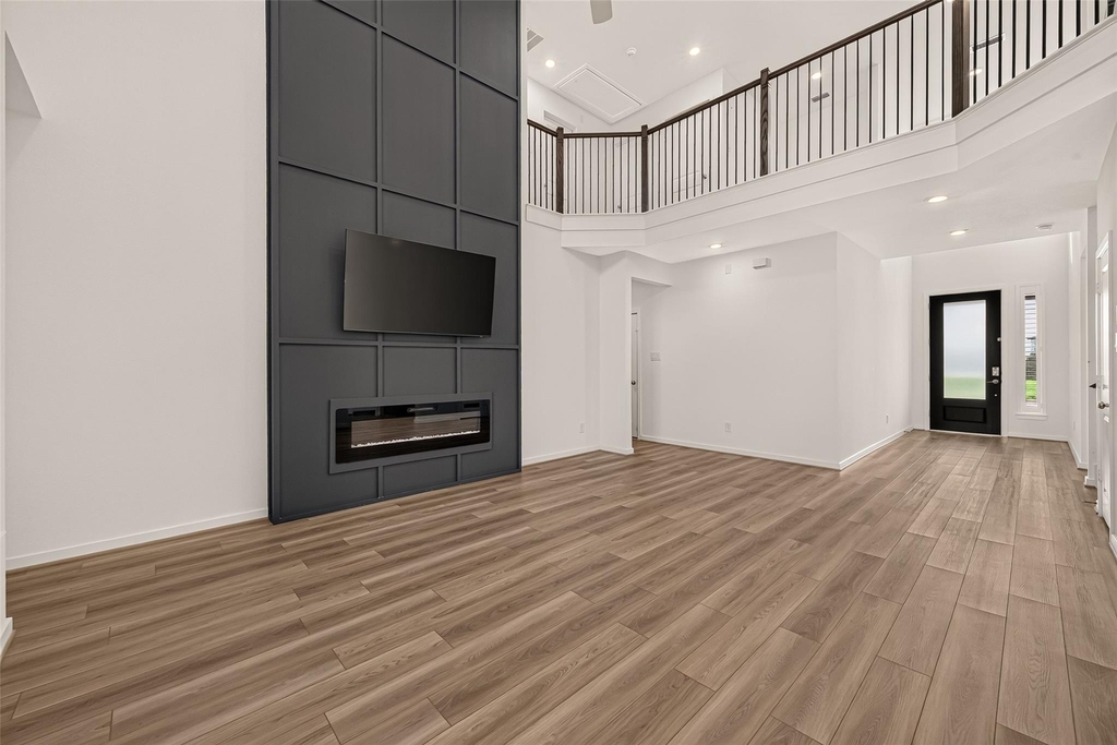 21806 Wycombe Terrace Way - Photo 7