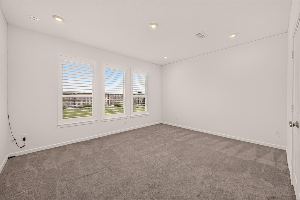 21806 Wycombe Terrace Way - Photo 18