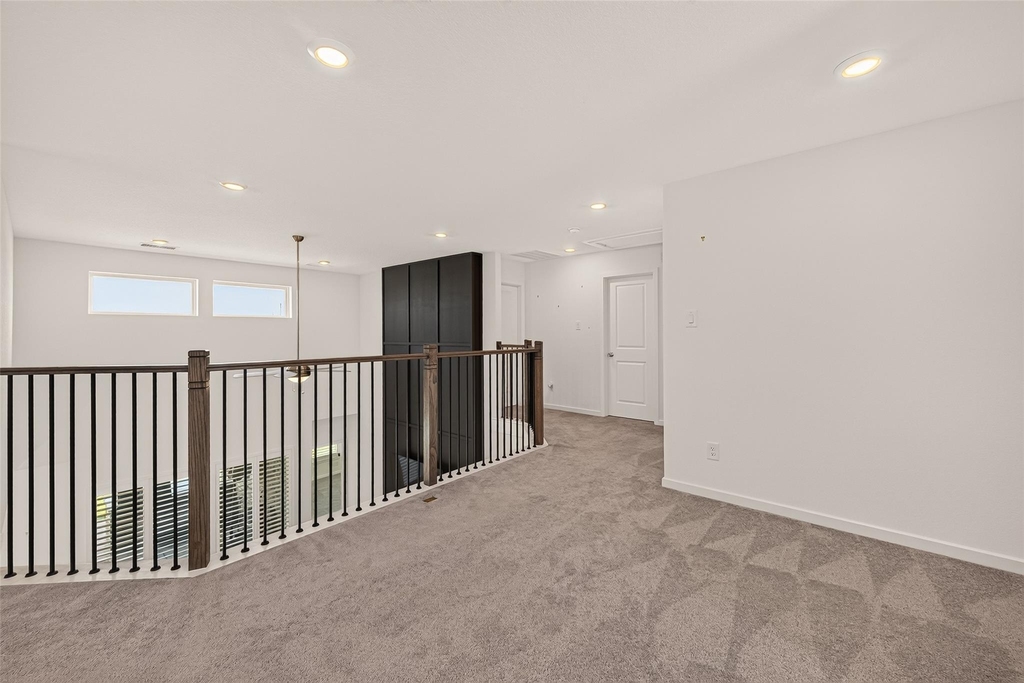 21806 Wycombe Terrace Way - Photo 33