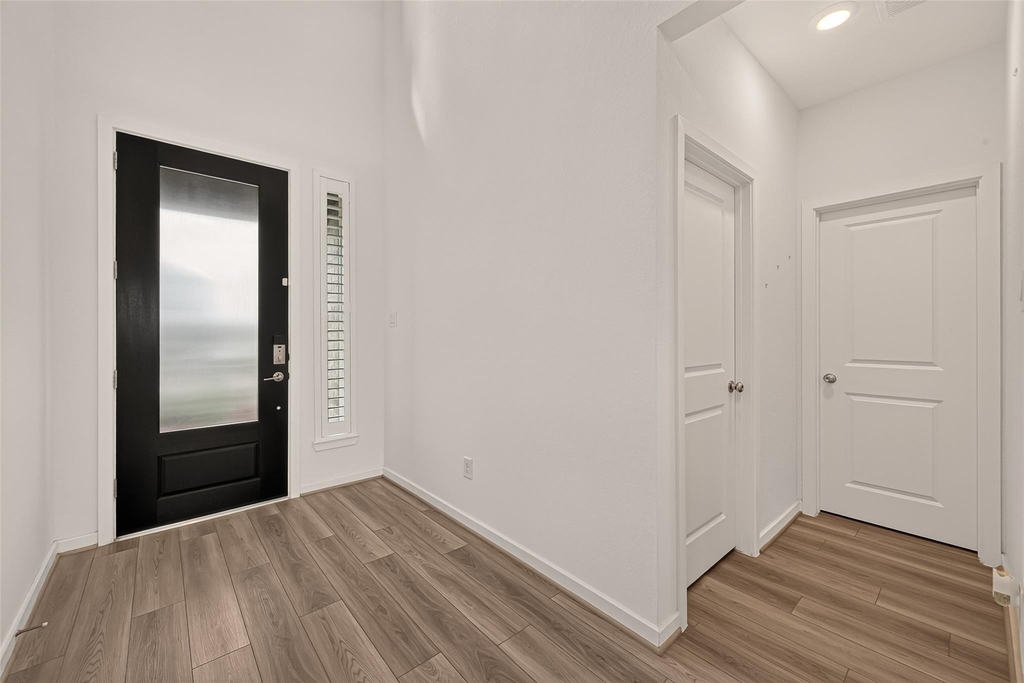 21806 Wycombe Terrace Way - Photo 3