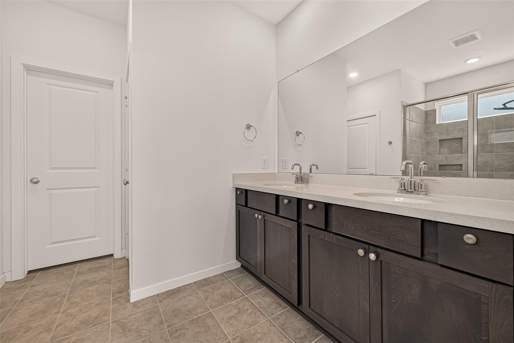 21806 Wycombe Terrace Way - Photo 24