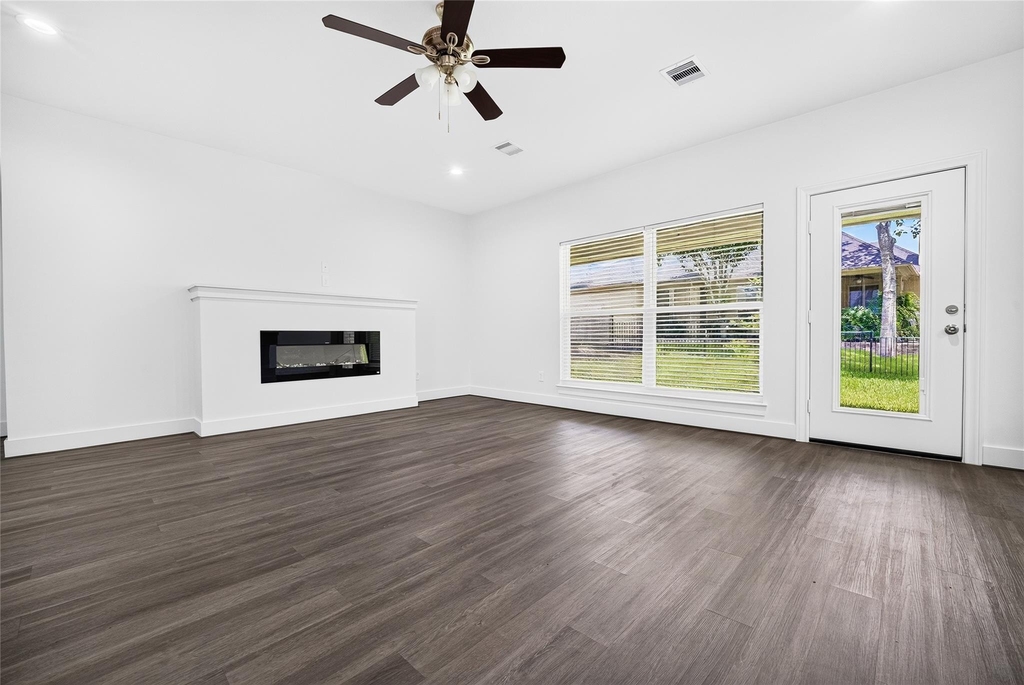 229 Blue Hill Drive - Photo 7