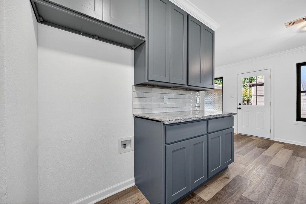 17418 Largs Circle - Photo 8
