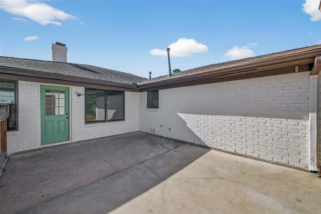17418 Largs Circle - Photo 36