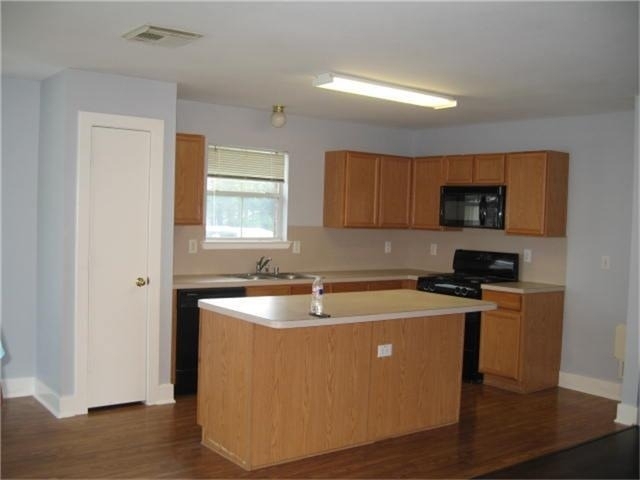 11911 Sanspereil Drive - Photo 3