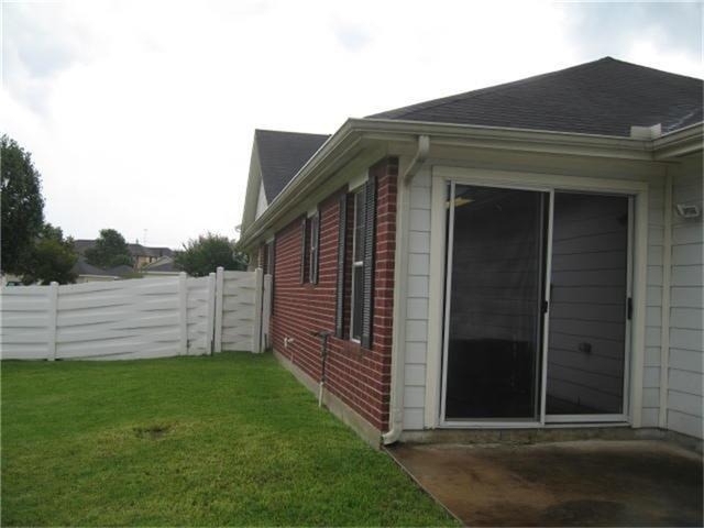 11911 Sanspereil Drive - Photo 16