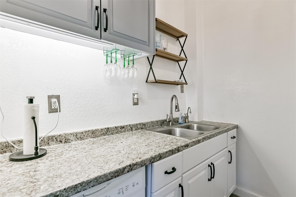 1820 Market Street - Photo 6