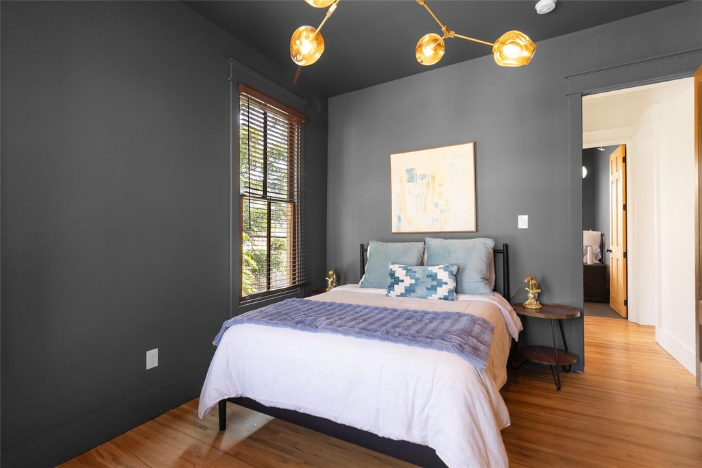 1311 37th Street - Photo 18