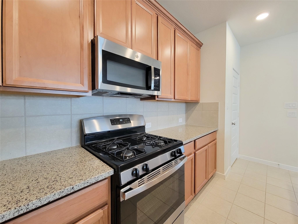 18618 Greenwood Meadow - Photo 16