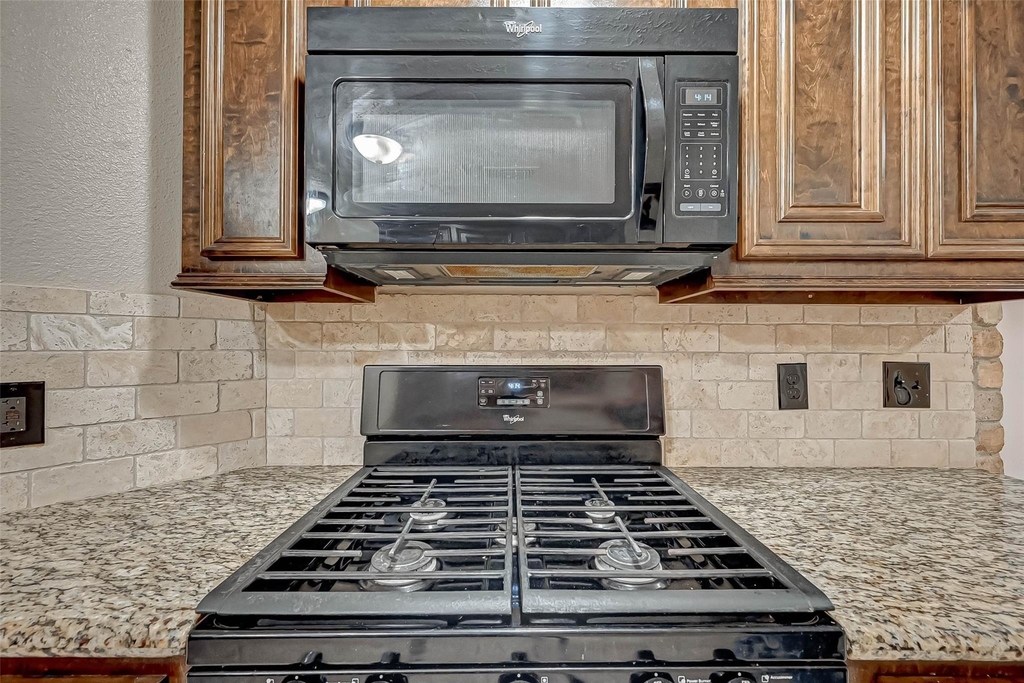 3510 Greenwood Dr Drive - Photo 12