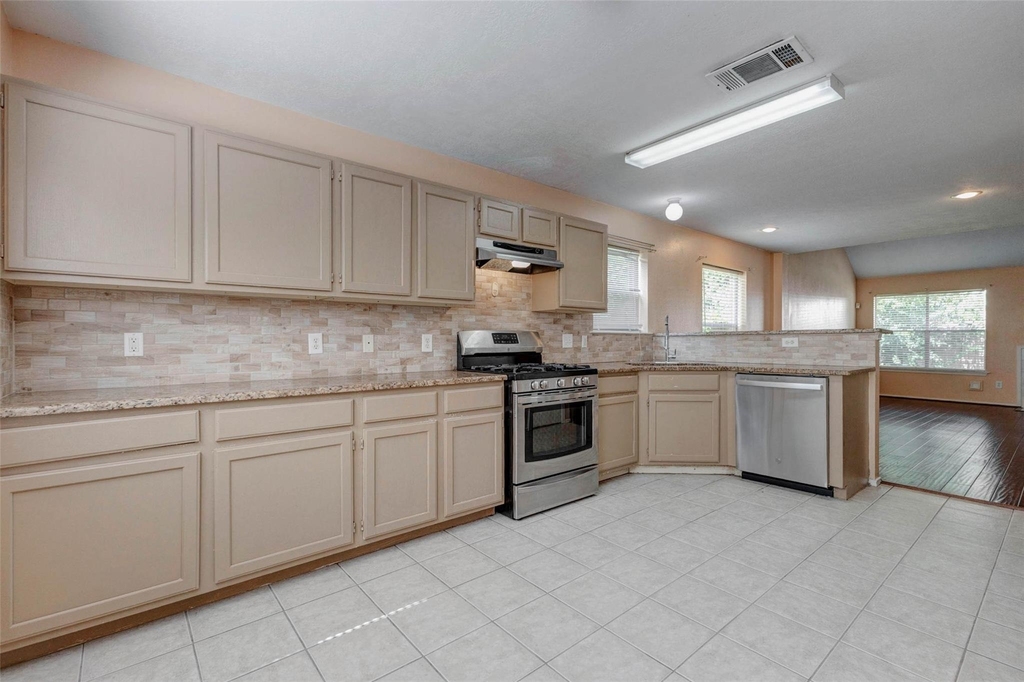 11956 Braes Park Drive - Photo 7