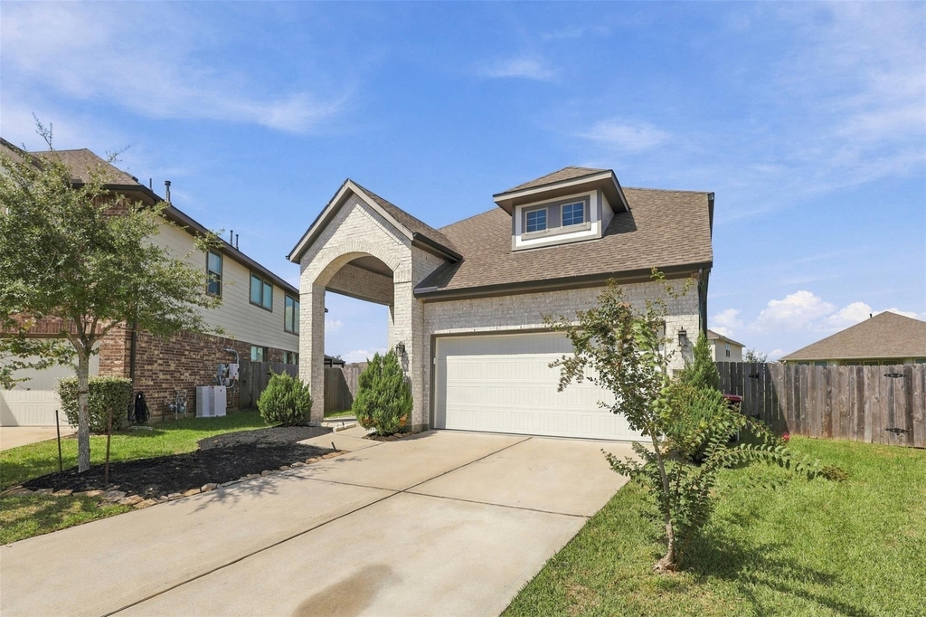 31218 Harmony Falls Court - Photo 1