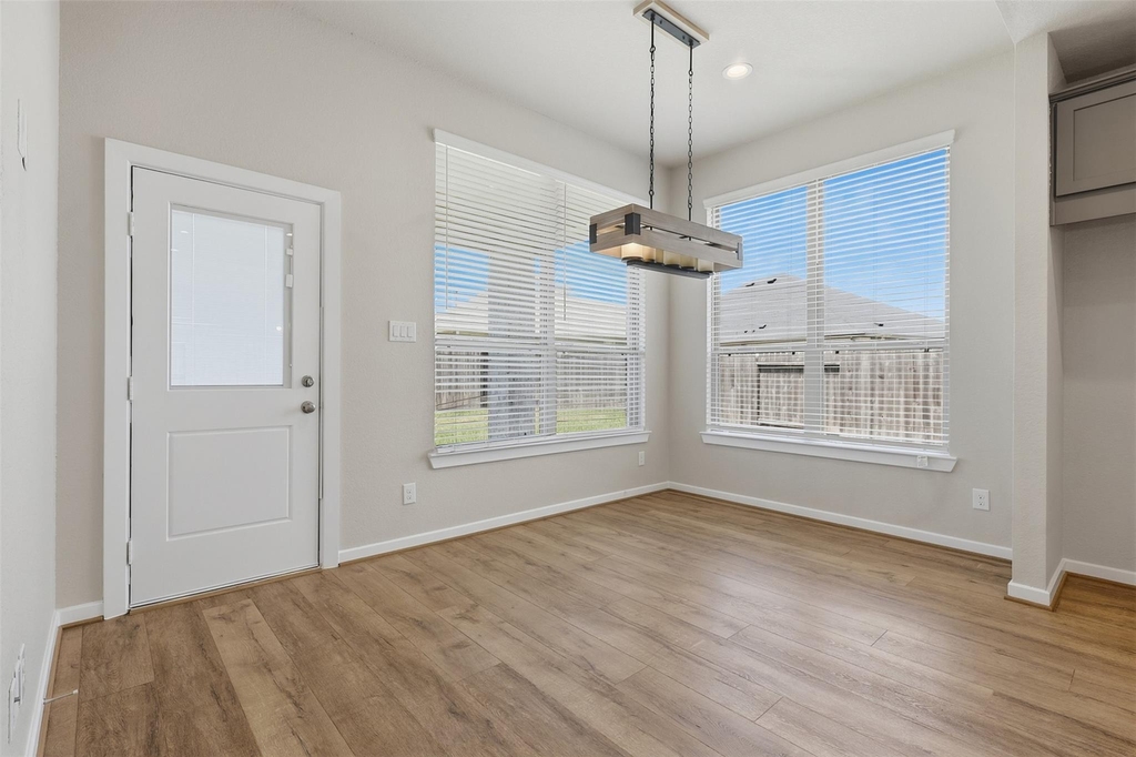 31218 Harmony Falls Court - Photo 14