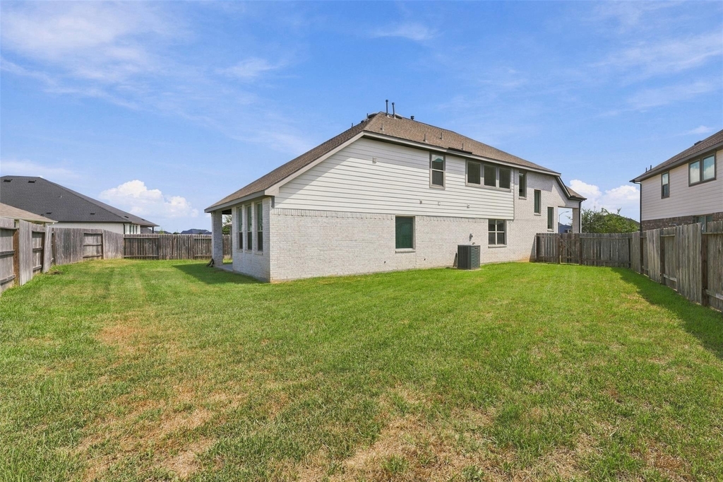 31218 Harmony Falls Court - Photo 29