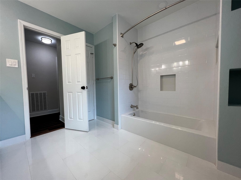 10903 Albury Drive - Photo 14