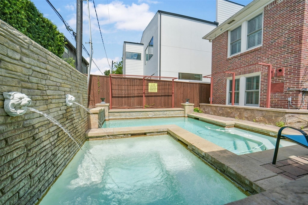 1919 W Mckinney Street - Photo 45