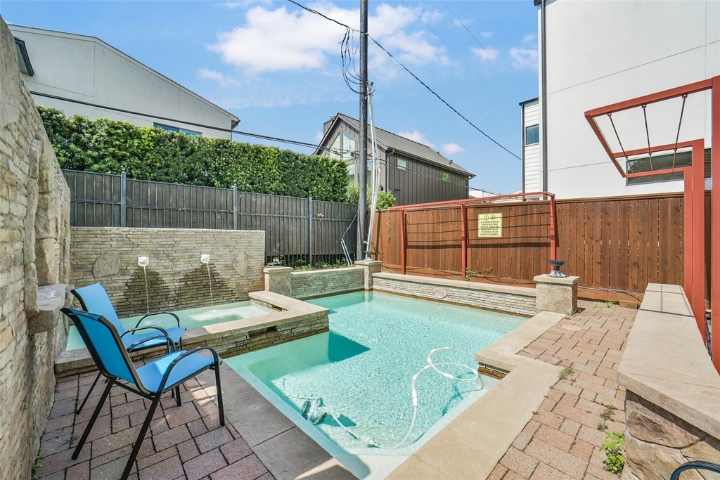 1919 W Mckinney Street - Photo 42